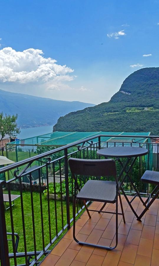Willa Casa Del Borgo Pregasio Garden And View By Gardadomusmea Tremosine Zewnętrze zdjęcie